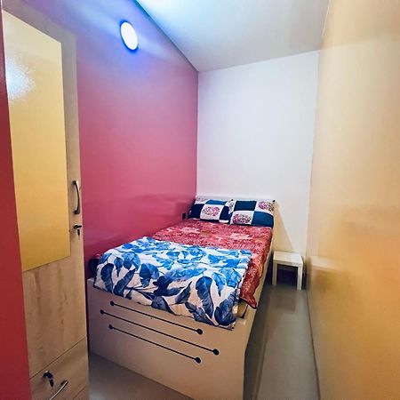 דירות דובאי Moon Backpackers Burjman Exit 2, Family Partitions, Loft Partitions, מראה חיצוני תמונה