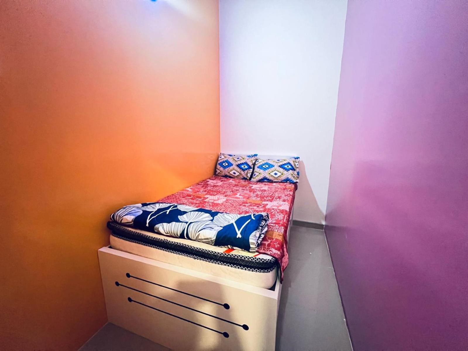 דירות דובאי Moon Backpackers Burjman Exit 2, Family Partitions, Loft Partitions, מראה חיצוני תמונה