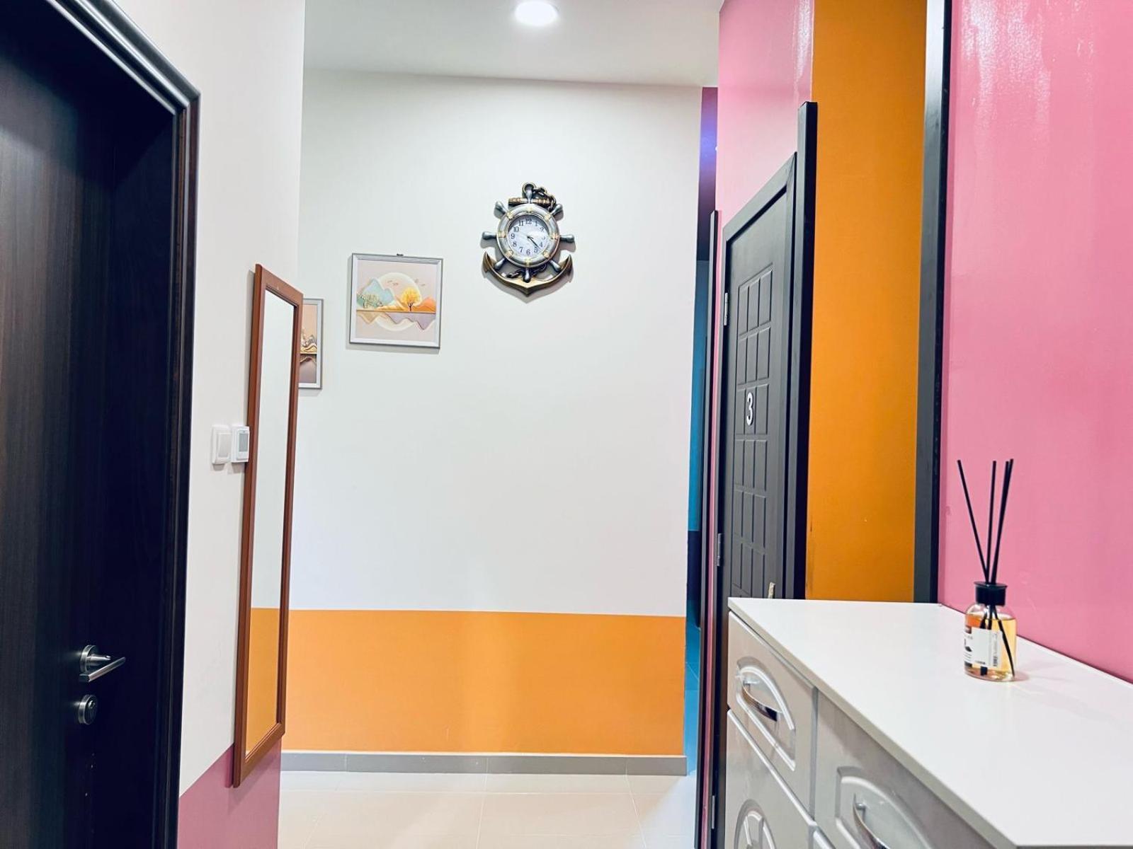 דירות דובאי Moon Backpackers Burjman Exit 2, Family Partitions, Loft Partitions, מראה חיצוני תמונה